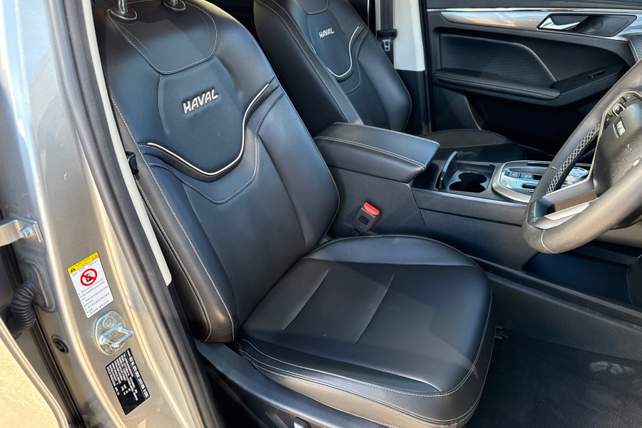 2021 Haval Jolion A01 Lux SUV Image 13