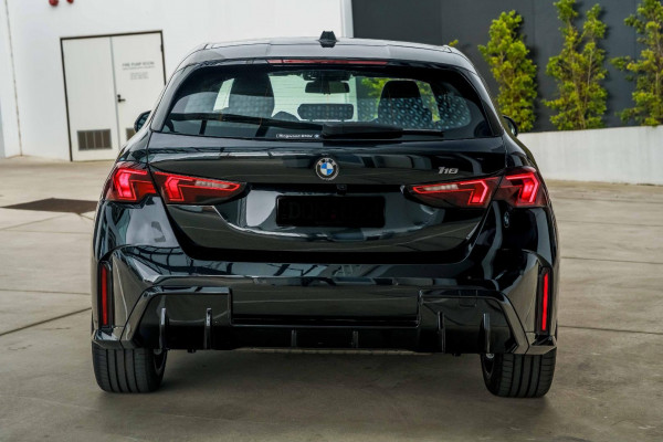 2025 BMW 1 Series F70 118 M Sport Hatch image 3