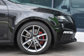 2019 Skoda Octavia NE RS Sedan Sedan Image 5