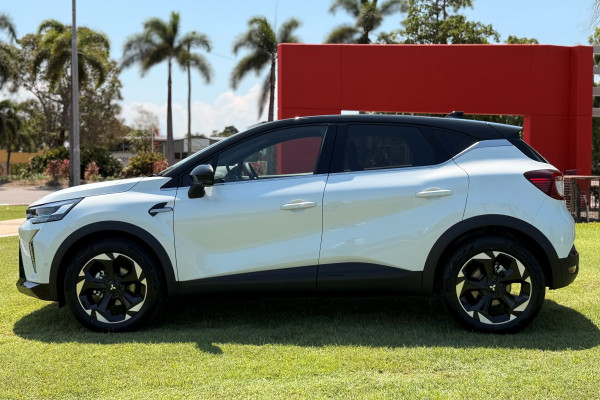 2025 Mitsubishi ASX XE Exceed SUV Image 4