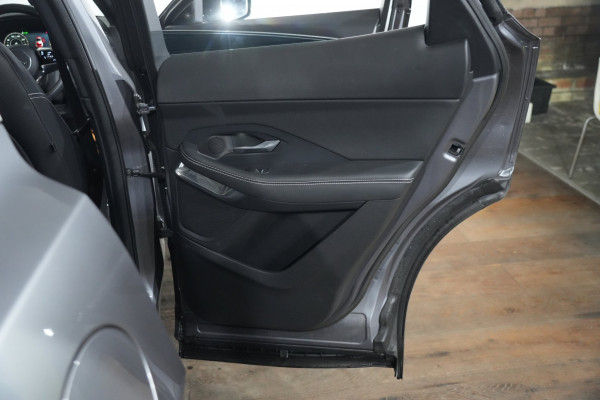 2021 Jaguar E-PACE P250 R-Dynamic S SUV Image 32