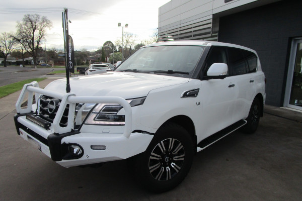 2022 Nissan Patrol PT4PATI22 Ti SUV Image 3