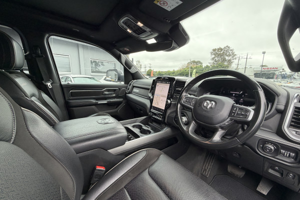 2023 MY24 Ram 1500 DT Laramie Ute Image 18