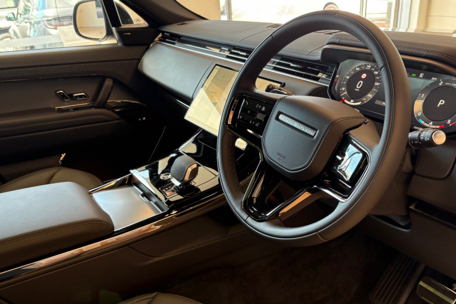 2024 MYon Land Rover Range Rover Sport L494 Dynamic SE SUV Image 6