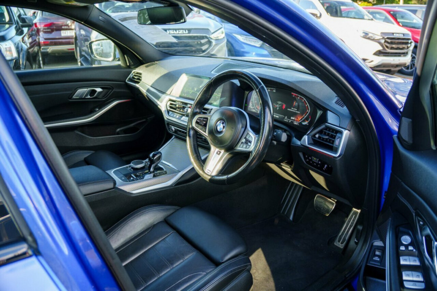 2022 BMW 3 Series G20 320i M Sport Sedan Image 15
