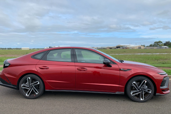 2025 Hyundai Sonata DN8.V4 N Line Sedan