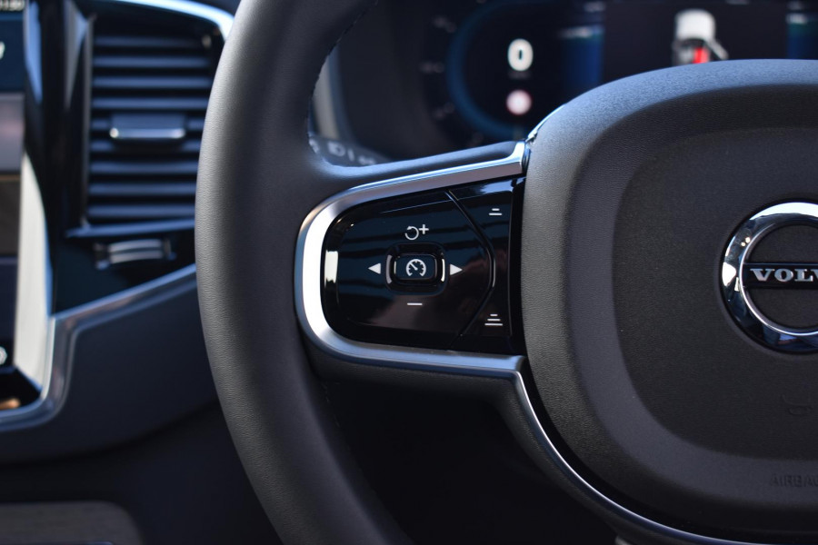 2024 MY25 Volvo XC90 L Series Ultra T8 Plug-In Hybrid SUV Image 18