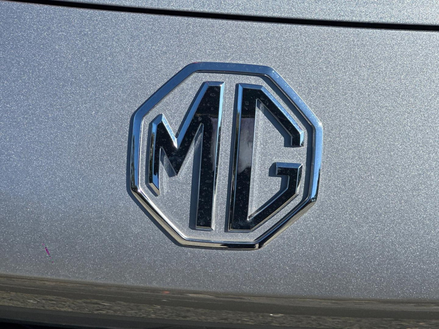 2025 MY25.5 MG MG3 ZP22 Vibe Hatch Image 7