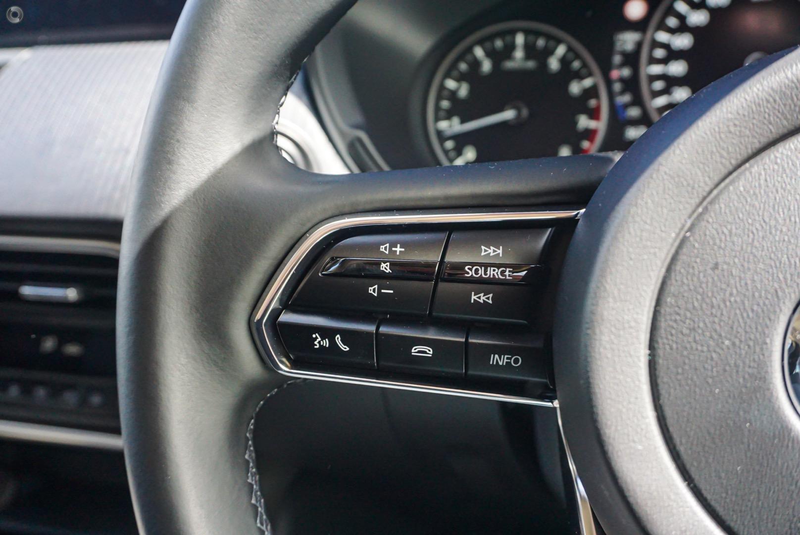 2024 Mazda CX-80 KL G40e Pure SUV Image 13