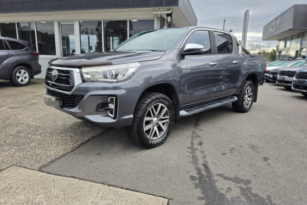 2019 Toyota HiLux  SR5 Dual Cab Ute Image 9