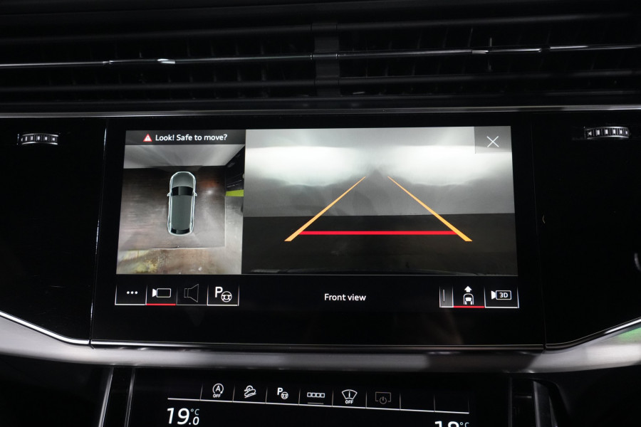 2021 Audi SQ8 F1 TDI SUV Image 23
