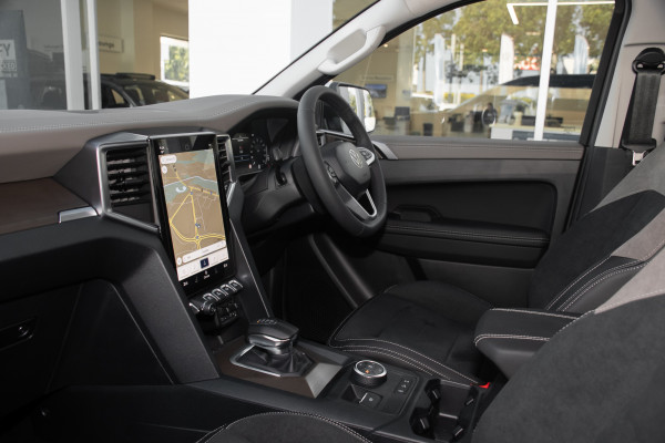 2025 Volkswagen Amarok NF TDI600 Style Ute image 8