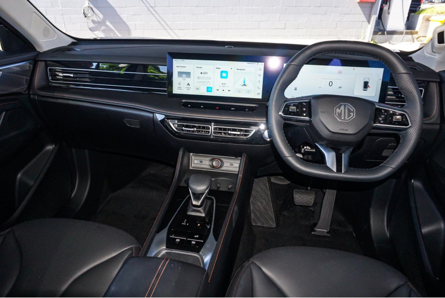 2024 MG HS AS33 Excite SUV Image 7