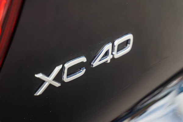 2020 MY21 Volvo XC40 XZ T4 Momentum SUV